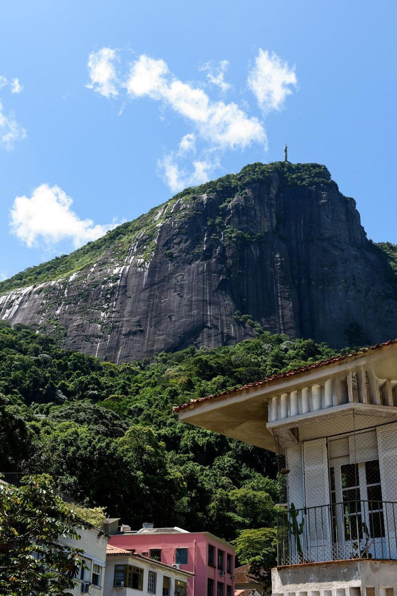 Charmoso 1qto A 400m Do Parque Lage | Ar 42/302